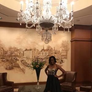 Meet your Posher, Catherine